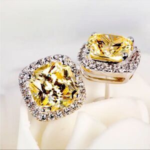 925 Sterling Silver Yellow Cubic Zirconia  Studs Embellished & New In Gift Box